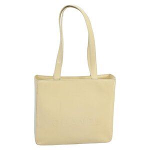 CHANEL Tote Bag Enamel White CC Auth bs20237